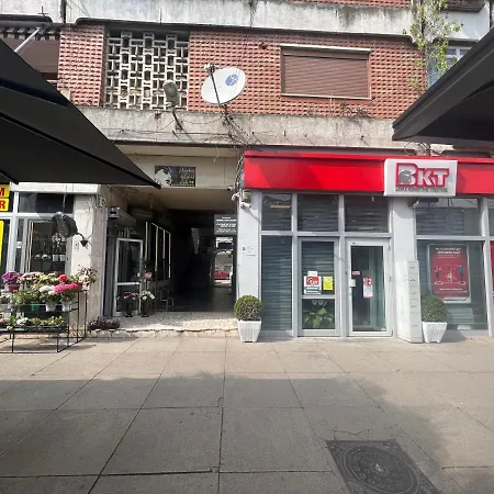 In Skanderbeg Square - Center 2