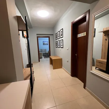In Skanderbeg Square - Center 2 Apartment Tirana